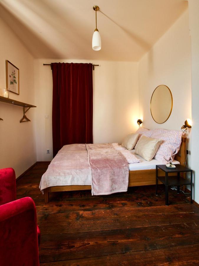 Barokni Kaplanka 1796 A. D. - Luxusni Apartmany V Ceskem Raji Zelezny Brod Zewnętrze zdjęcie